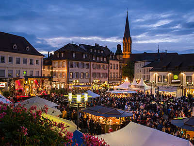 Emmendingen Weinfest Marktplatz © Martin Ziaja